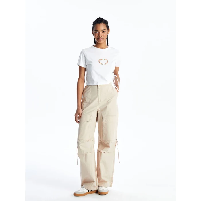 XSIDE Beyaz Bisiklet Yaka Baskılı Kısa Kollu Kadın Crop