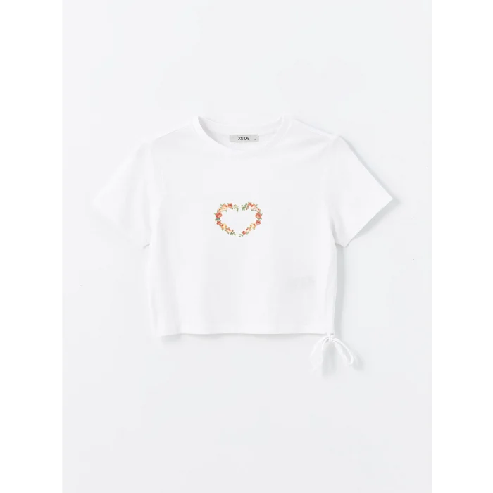 XSIDE Beyaz Bisiklet Yaka Baskılı Kısa Kollu Kadın Crop