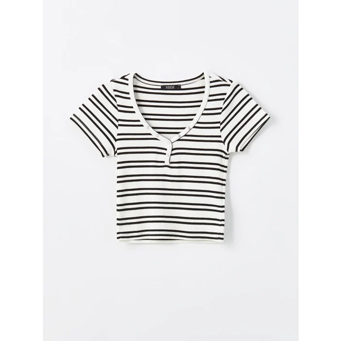 XSIDE Siyah V Yaka Çizgili Kısa Kollu Kadın Crop