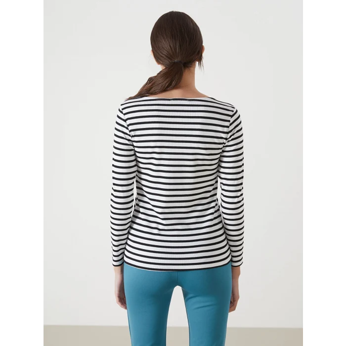 LCWAIKIKI Classic Siyah U Yaka Çizgili Kadın Body