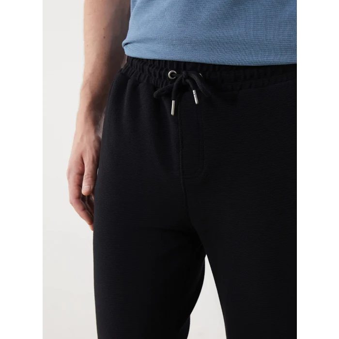 LCWAIKIKI Classic Siyah Standart Kalıp Erkek Eşofman Altı