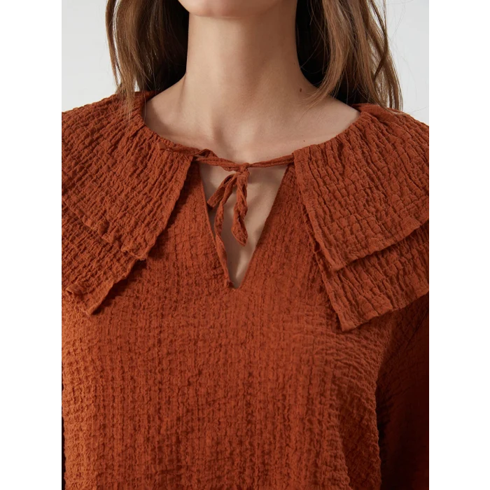 LCWAIKIKI Classic Kahverengi Bağlamalı Yaka Dokulu Bluz