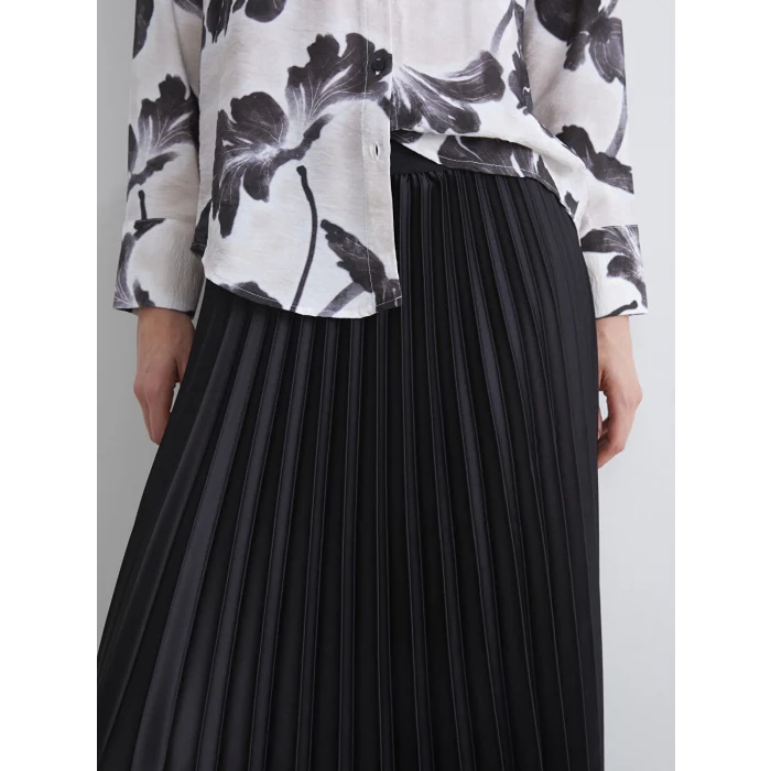 LCWAIKIKI Classic Siyah Beli Lastikli Saten Kadın Pileli Etek