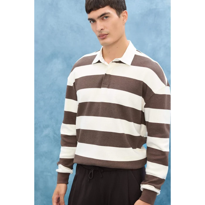 Defacto E8440AXBN539 Kahve Boxy Fit Polo Yaka Çizgili Waffle Sweatshirt