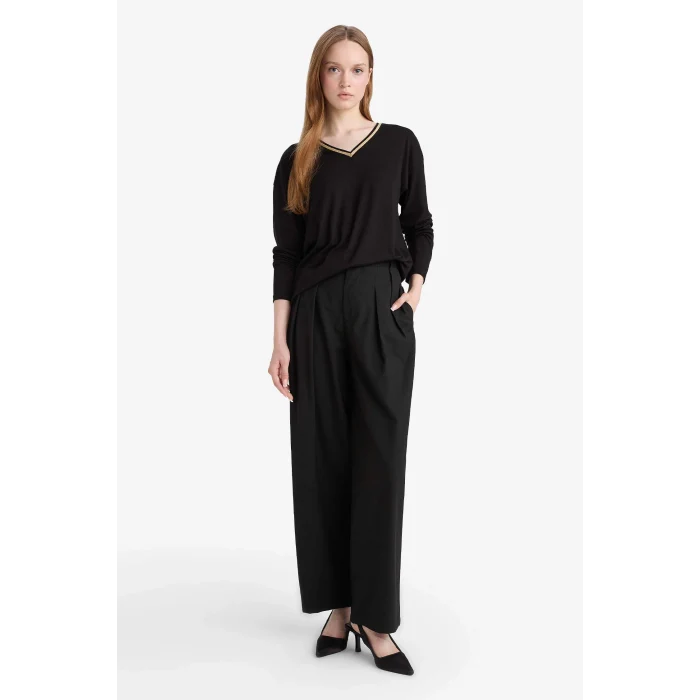 Defacto G0210AXBK81 Siyah Regular Fit V Yaka Uzun Kollu Tişört