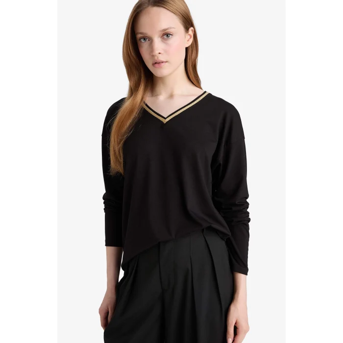 Defacto G0210AXBK81 Siyah Regular Fit V Yaka Uzun Kollu Tişört