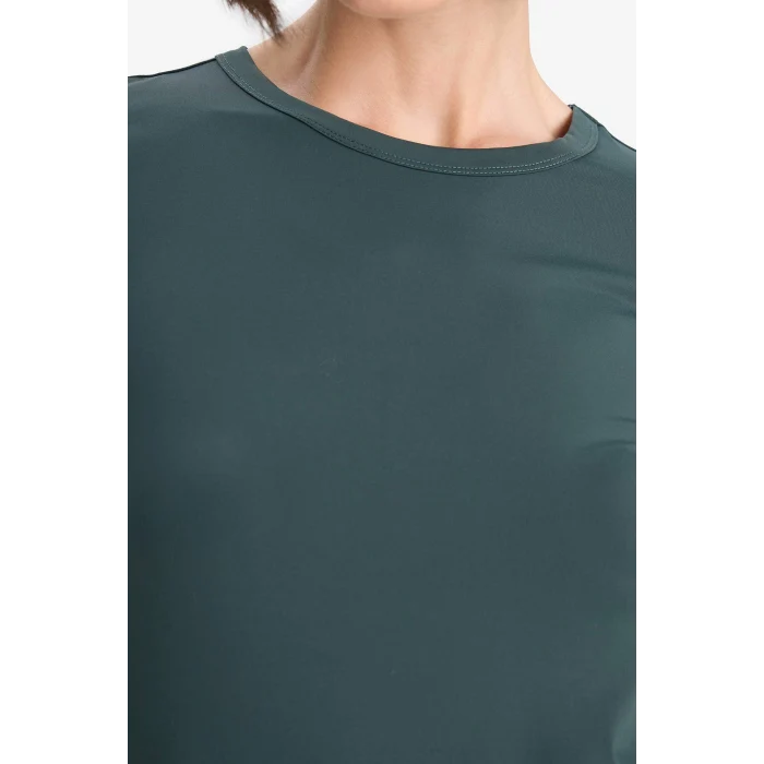 Defacto D3756AXGN536 Yeşil Slim Fit Dar Kesim Bisiklet Yaka Basic Düz Uzun Kollu Tişört