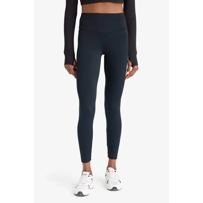 Defacto B4147AXBK81 Siyah DeFactoFit Toparlayıcı Yüksek Bel Esnek Kumaş Basic Sporcu Tayt