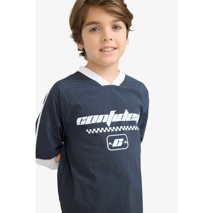 Defacto F1964A8AR222 Antrasit Erkek Çocuk Oversize Geniş Kalıp V Yaka Baskılı Paraşüt Uzun Kollu Tişört