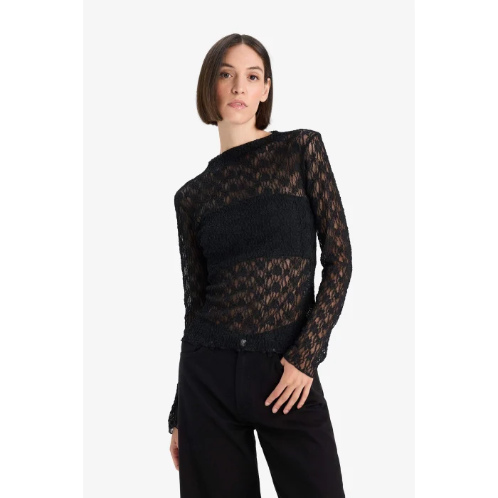 Defacto F8116AXBK81 Siyah Slim Fit Dar Kesim Kayık Yaka Dantel Uzun Kollu Bluz