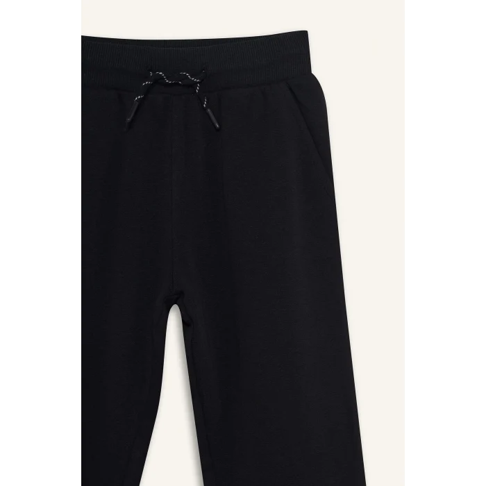 Defacto X6955A6BK81 Siyah Erkek Çocuk Beli Lastikli Düz Paça Basic Düz Eşofman Altı