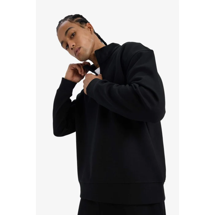 Defacto E9363AXBK81 Siyah Boxy Fit Dik Yaka Yarım Fermuarlı Skuba Dalgıç Kumaş Sweatshirt