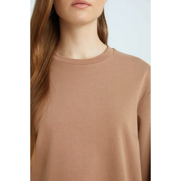 Defacto D4897AXBN299 Kahve Regular Fit Bisiklet Yaka Basic Düz Uzun Kollu Tişört Tunik