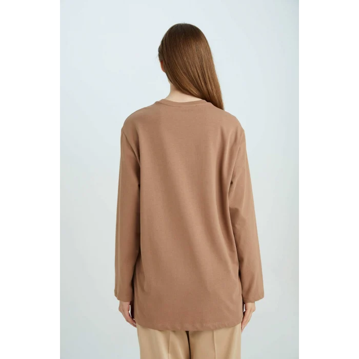 Defacto D4897AXBN299 Kahve Regular Fit Bisiklet Yaka Basic Düz Uzun Kollu Tişört Tunik