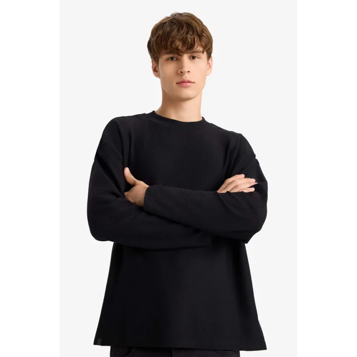 Defacto E8437AXBK81 Siyah Boxy Fit Rahat Kesim Bisiklet Yaka Pamuklu Uzun Kollu Tişört