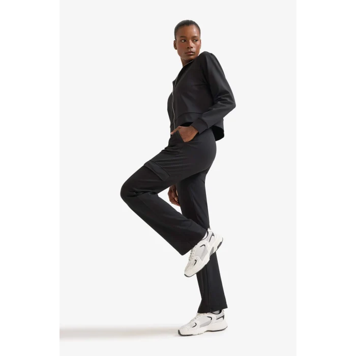 Defacto E8961AXBK81 Siyah DeFactoFit Straight Fit Kargo Cepli Esnek Kumaş Standart Boy Sporcu Pantolon