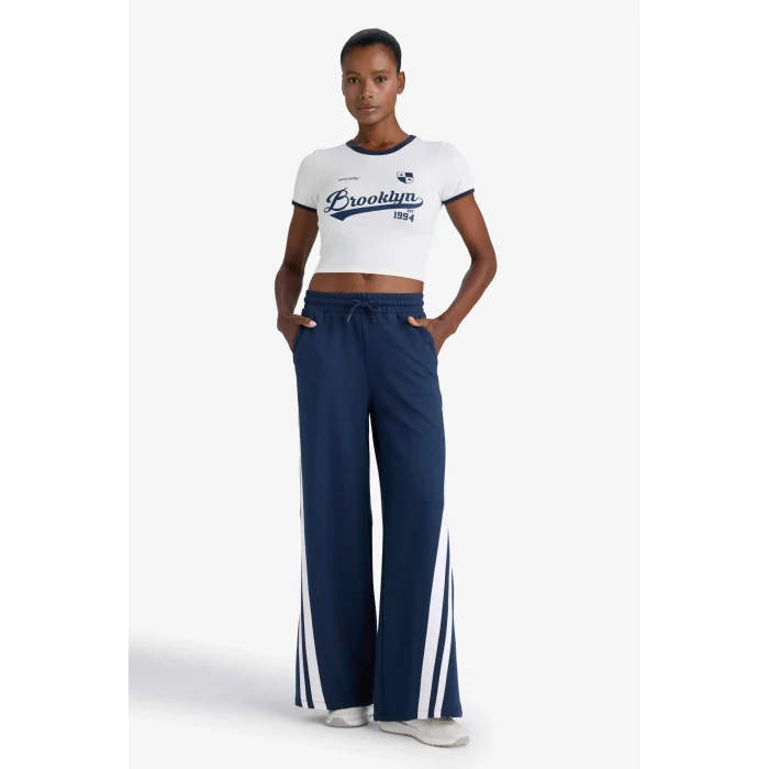 Defacto E7719AXNV238 Lacivert DeFactoFit Wide Leg Geniş Paça Şeritli Standart Boy Sporcu Pantolon