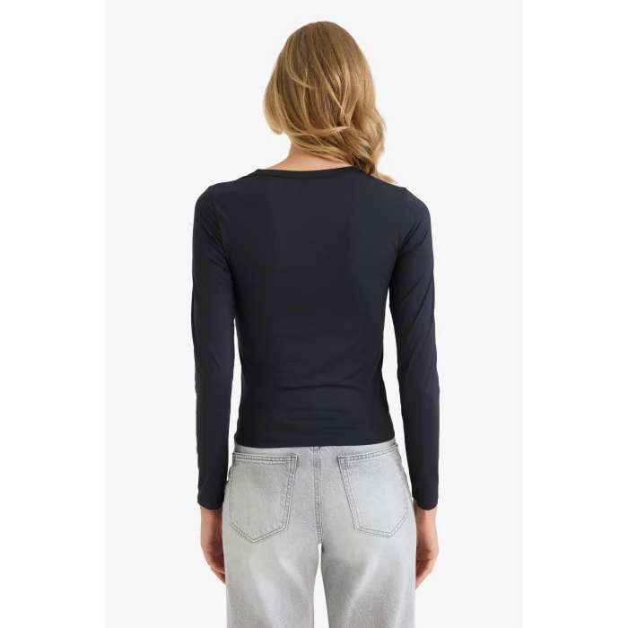 Defacto D3756AXBK81 Siyah Slim Fit Dar Kesim Bisiklet Yaka Basic Düz Uzun Kollu Tişört