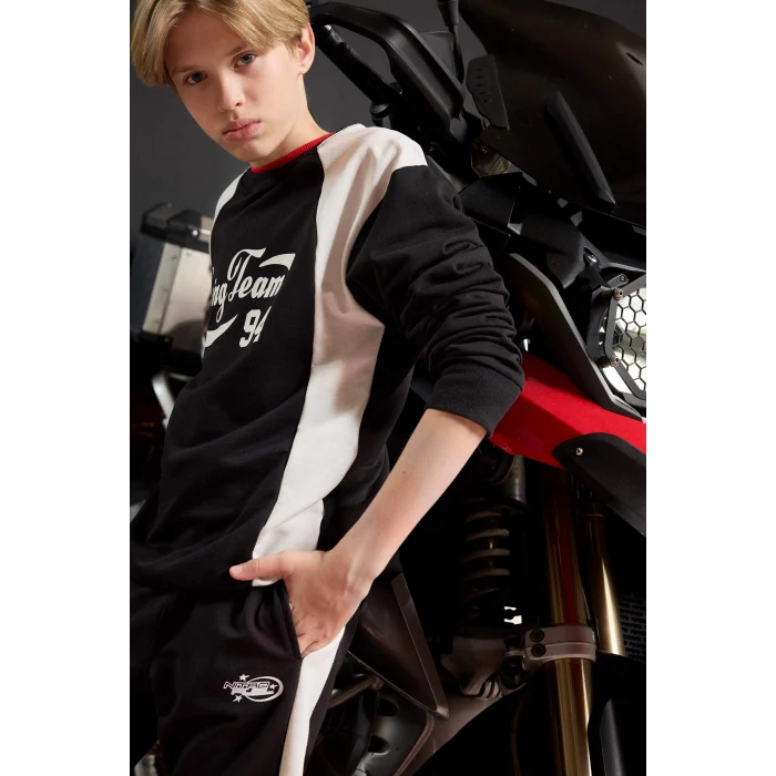 Defacto F1965A8BK81 Siyah Erkek Çocuk Bisiklet Yaka Baskılı Sweatshirt