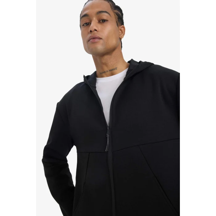 Defacto E9336AXBK81 Siyah DeFactoFit Standart Fit Kapüşonlu Skuba Dalgıç Kumaş Yumuşak Tuşe Fermuarlı Hırka