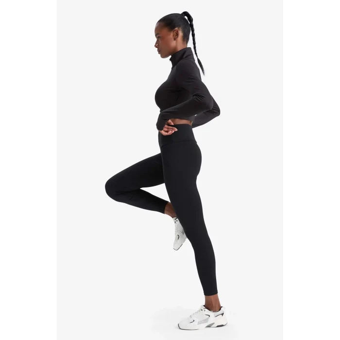 Defacto C4564AXBK81 Siyah DeFactoFit Yüksek Bel Beli Saran Toparlayıcı Esnek Premium Sporcu Tayt