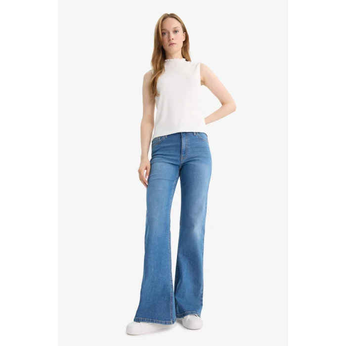 Defacto E9166AXNM28 Mavi Mia Flare Fit Normal Bel İspanyol Paça Uzun Jean Pantolon