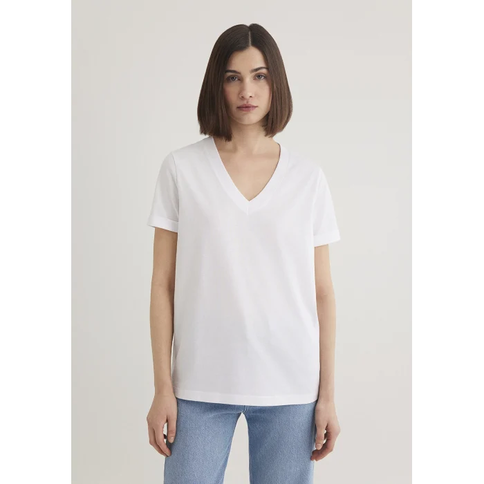 Mavi 166248-620 V Yaka Beyaz Basic Tişört