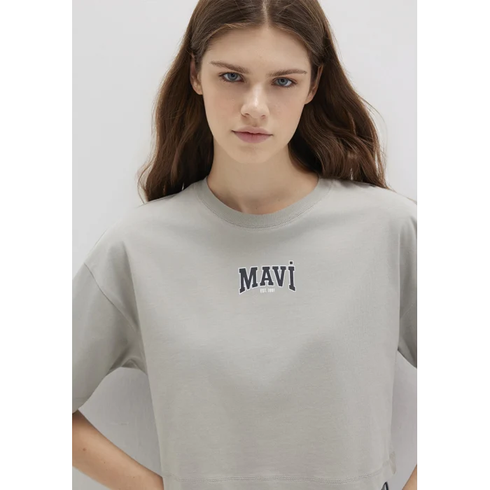 Mavi 1613411-70112 Mavi Logo Baskılı Gri Crop Tişört