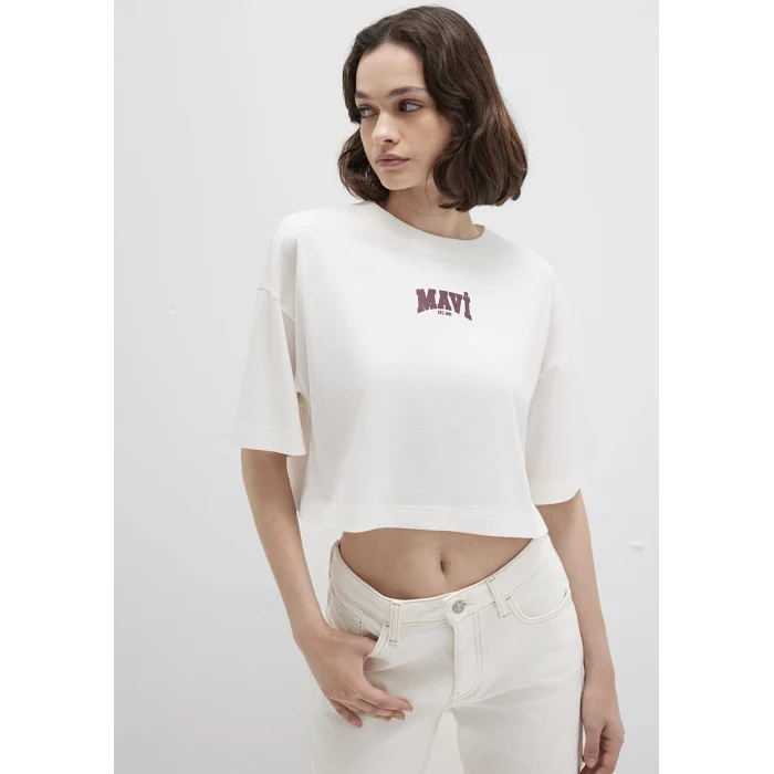 Mavi 1613411-70057 Mavi Logo Baskılı Ekru Crop Tişört