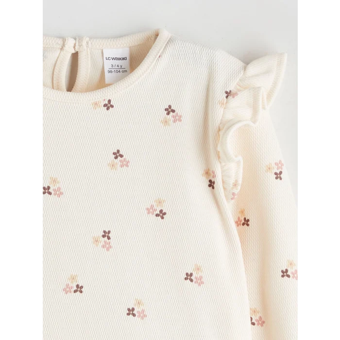 LCW Kids Ekru Fırfırlı Kız Çocuk Bluz, Etek ve Külotlu Çorap Takım