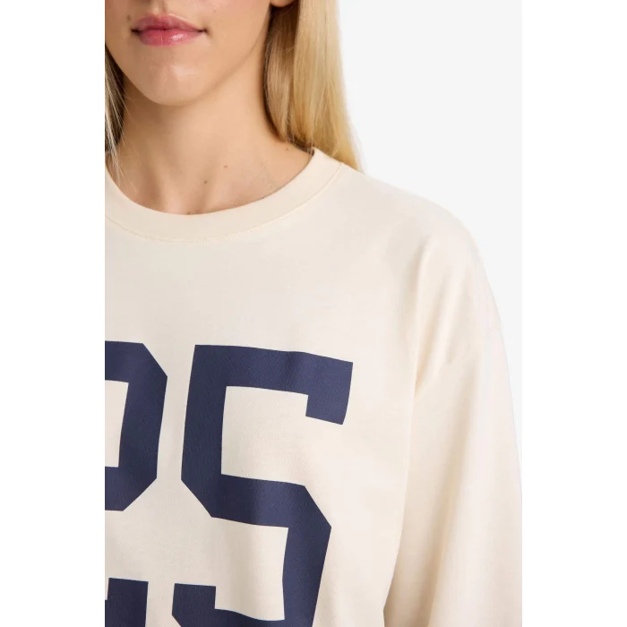 Defacto F8831AXER42 Ekru Loose Fit Bisiklet Yaka Baskılı Sweatshirt