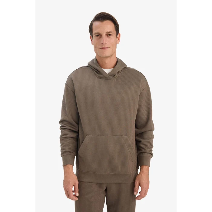 Defacto E9308AXBN571 Kahve Boxy Fit Kapüşonlu Kanguru Cepli Jakarlı Sweatshirt