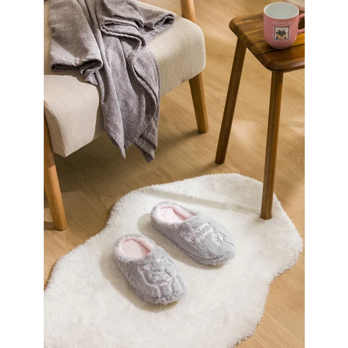 LCW STEPS Gri Kedi Nakışlı Pelüş Kadın Ev Terliği