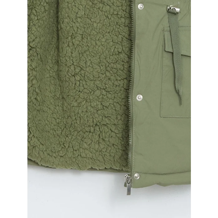 LCW Kids Yeşil Kapüşonlu Kız Çocuk Kaban