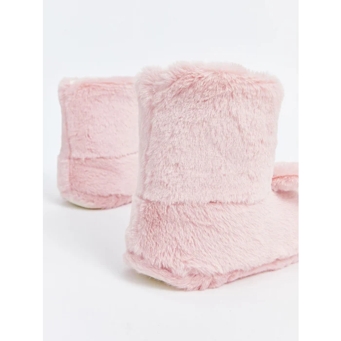 LCW STEPS Pembe 3D Aplikeli Nakış Detaylı Kız Çocuk Ev Botu