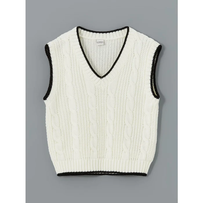 LCW Kids Ekru V Yaka Kız Çocuk Triko Süveter