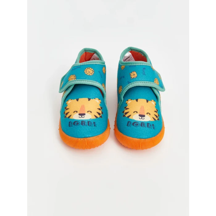 LCW STEPS Yeşil Baskılı Erkek Bebek Ev Ayakkabısı