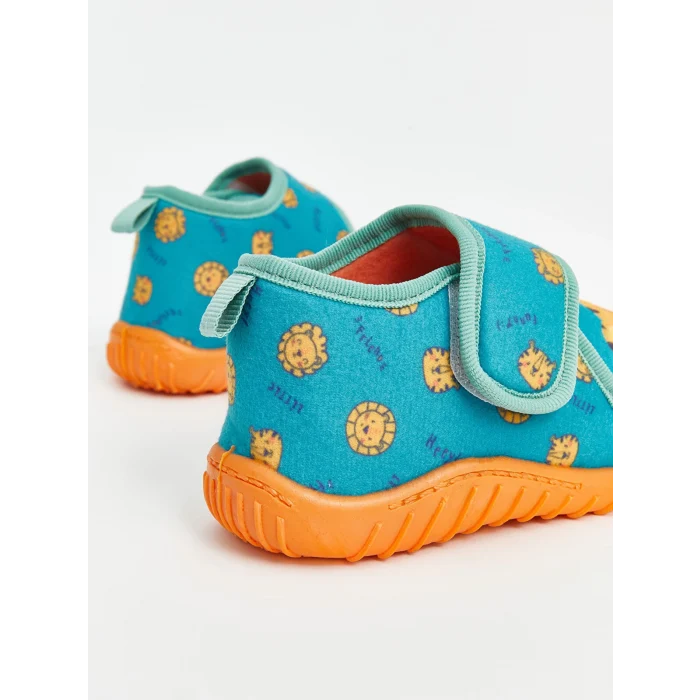 LCW STEPS Yeşil Baskılı Erkek Bebek Ev Ayakkabısı