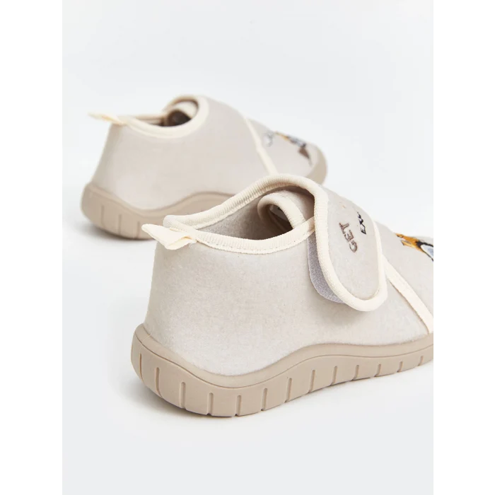 LCW STEPS Bej Cırt Cırtlı Erkek Çocuk Panduf