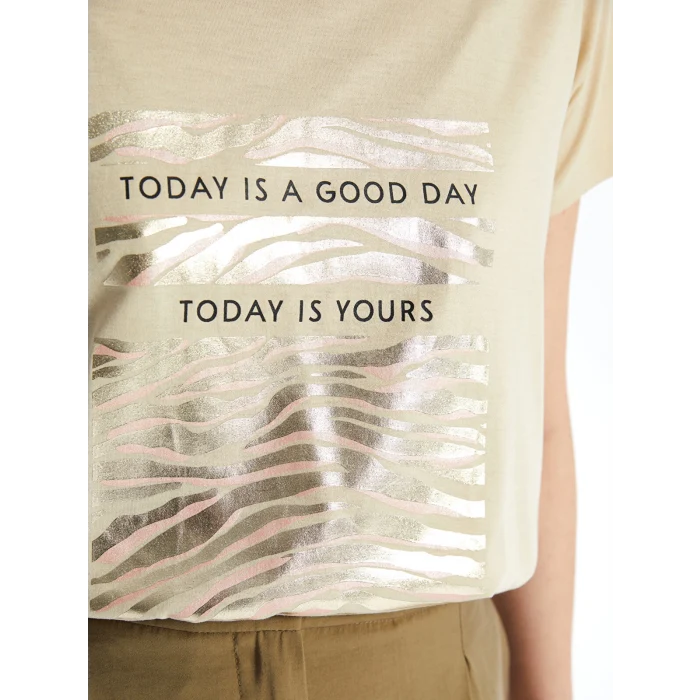 LCWAIKIKI Basic Bej Bisiklet Yaka Baskılı Kısa Kollu Kadın Tişört