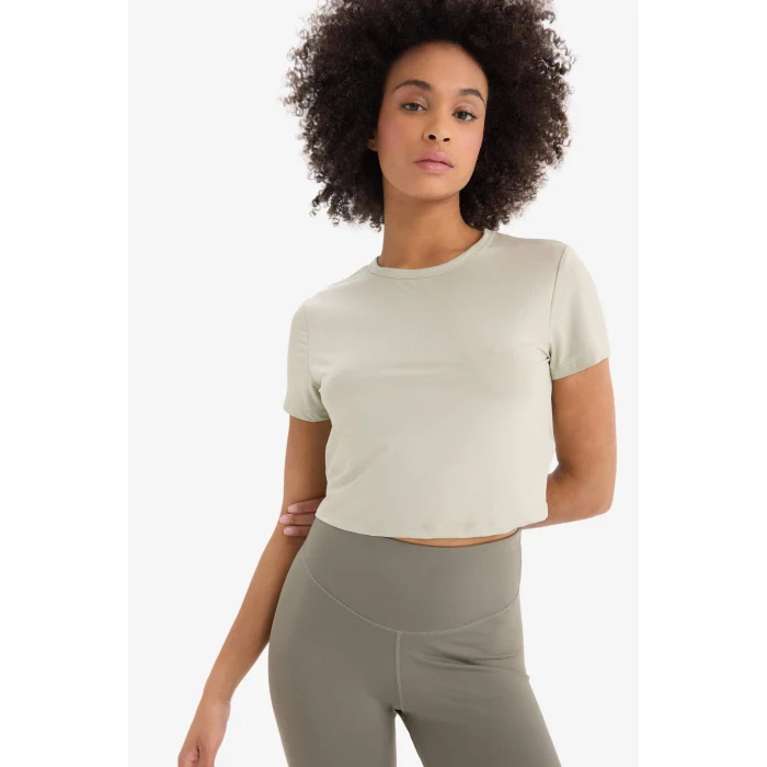 Defacto D7295 Haki DeFactoFit Crop Bisiklet Yaka Basic Düz Sporcu Kısa Kollu Tişört