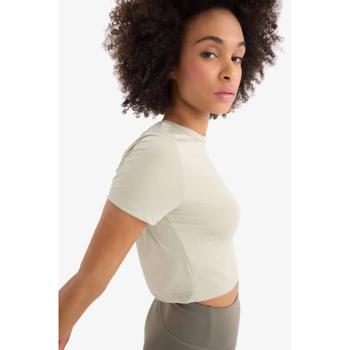 Defacto D7295 Haki DeFactoFit Crop Bisiklet Yaka Basic Düz Sporcu Kısa Kollu Tişört