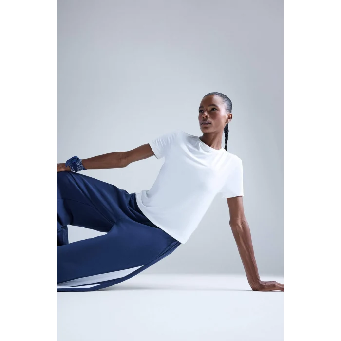 Defacto D2296 Ekru DeFactoFit Standart Fit Bisiklet Yaka Sporcu Basic Düz Kısa Kollu Tişört