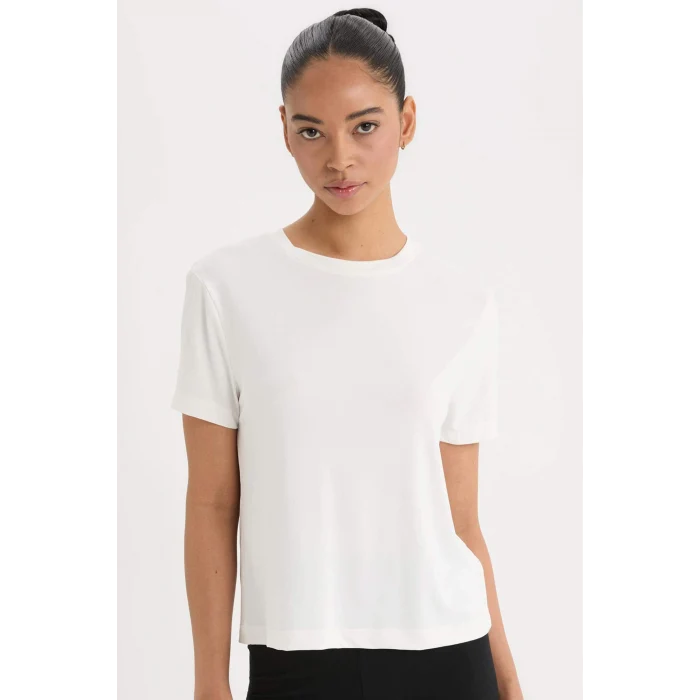 Defacto D2296 Ekru DeFactoFit Standart Fit Bisiklet Yaka Sporcu Basic Düz Kısa Kollu Tişört