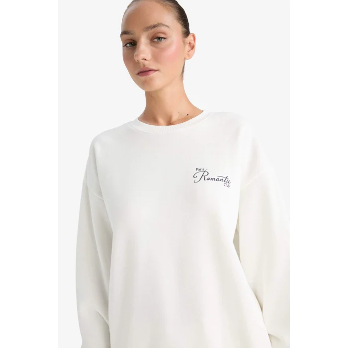 Defacto F7881AXER105 Ekru Oversize Geniş Kalıp Bisiklet Yaka Baskılı Kalın Sweatshirt