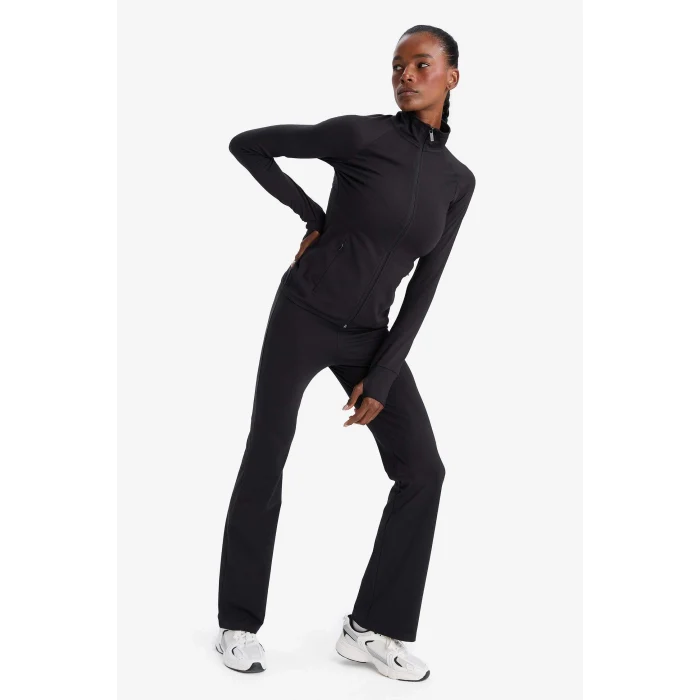 Defacto B3988 Siyah DeFactoFit Flare Fit Toparlayıcı Yüksek Bel İspanyol Paça Soft Touch Sporcu Pantolon