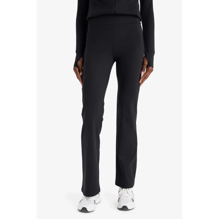 Defacto B3988 Siyah DeFactoFit Flare Fit Toparlayıcı Yüksek Bel İspanyol Paça Soft Touch Sporcu Pantolon