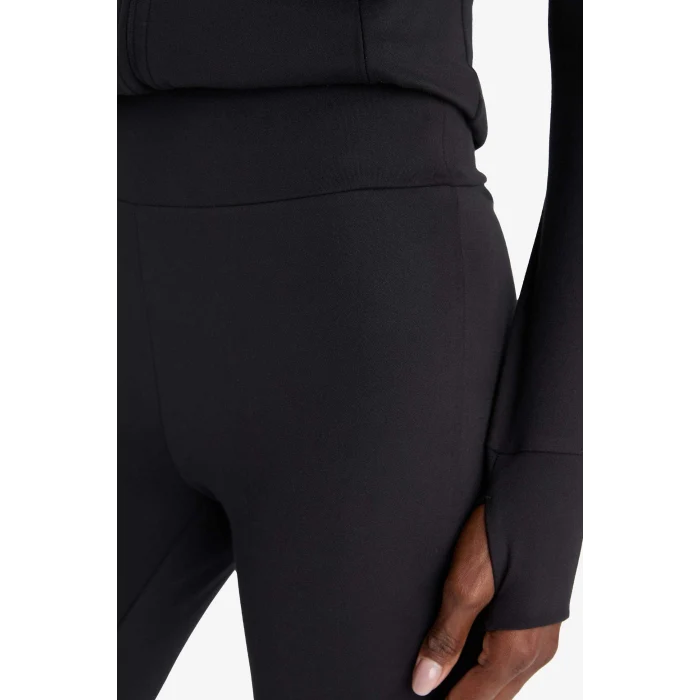 Defacto B3988 Siyah DeFactoFit Flare Fit Toparlayıcı Yüksek Bel İspanyol Paça Soft Touch Sporcu Pantolon