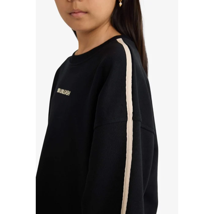 Defacto F2795A8BK81 Siyah Kız Çocuk Oversize Geniş Kalıp Bisiklet Yaka Baskılı Sweatshirt