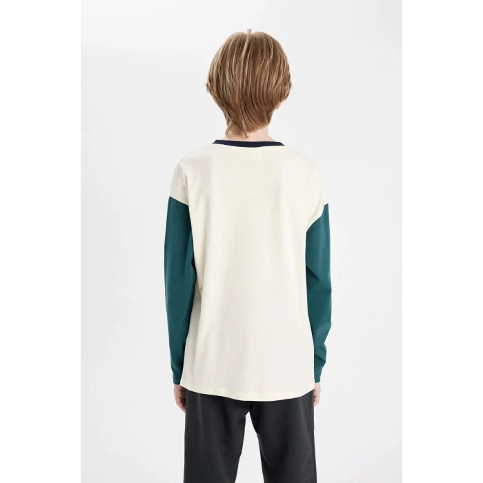 Defacto C9286 Ekru Erkek Çocuk Oversize Geniş Kalıp Bisiklet Yaka Yazı Baskılı Uzun Kollu Okul Tişörtü